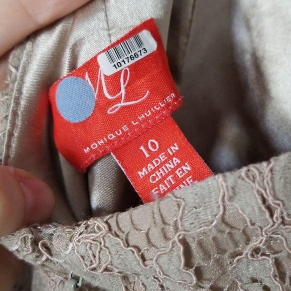 Evening gown - Picture 3 of 5